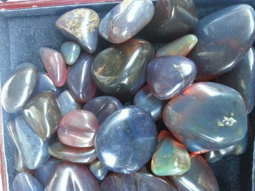 缅甸皮壳好卖相不错好货一批雕料棕蓝珀