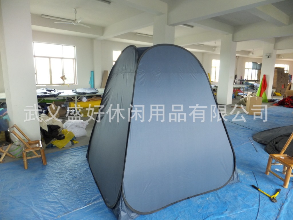 更衣帐篷