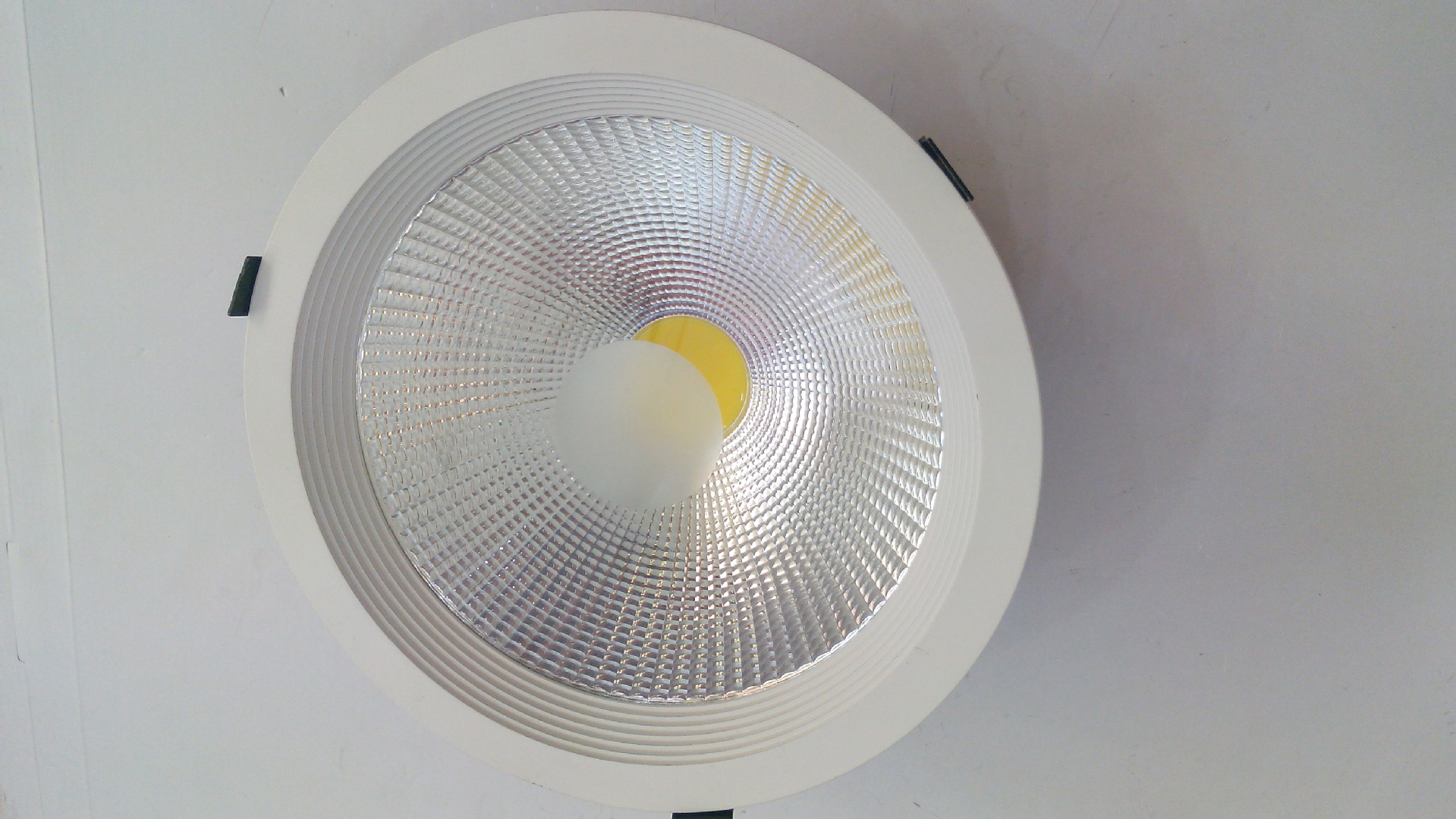 LED筒灯 LED筒灯 加厚散热器 COB30W 酒店商场专用产品