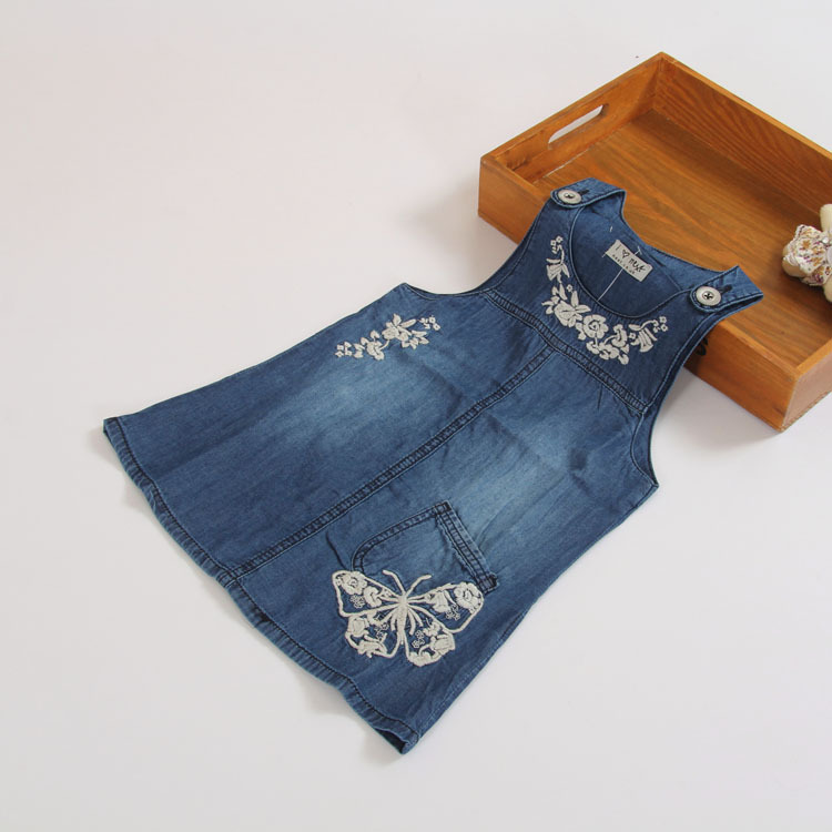 外贸童装 原单 <em>女童</em> 甜美刺绣水洗<em>牛仔背心裙</em> 马
