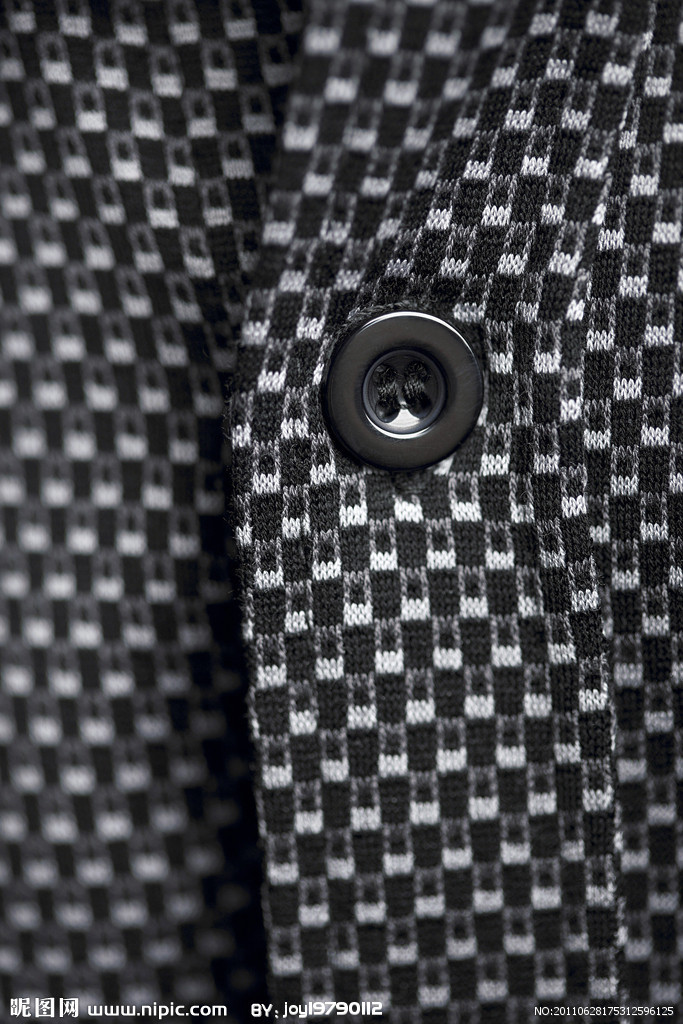 7764689_175312596125_2