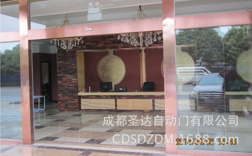青白江酒店感应门5