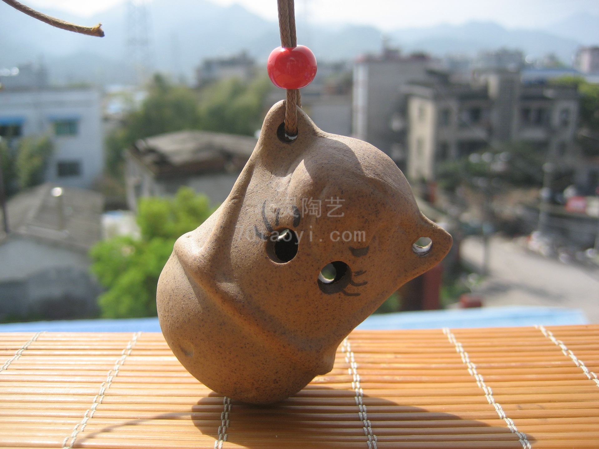 【12生肖陶笛马、6孔陶埙送教材、景德镇厂家