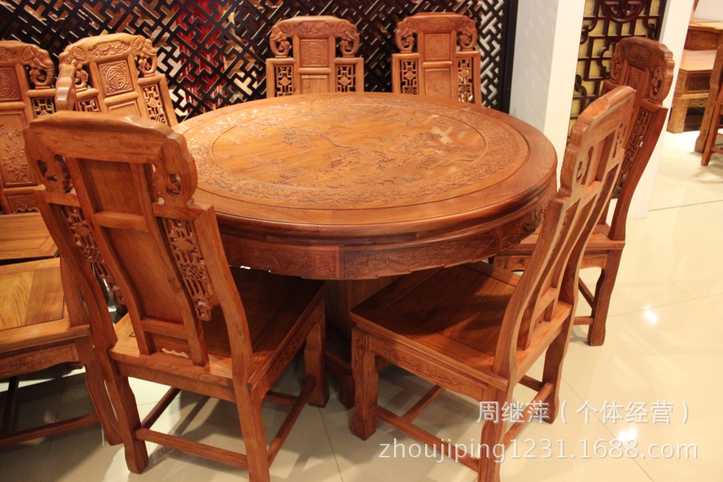 成套家具-包梨木邮花实木餐厅圆台餐桌1.2米直不错哪个家具城郑州图片