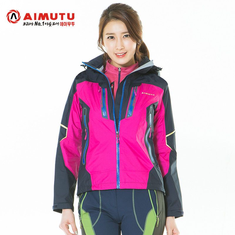 AIMUTU艾牧途<em>正品</em>韩版<em>冲锋衣女</em>潮春季新款户