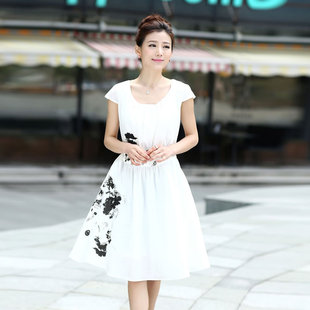 批发采购<em>连衣裙</em>-高雅休闲民族风<em>女士</em>中长<em>连衣</em>