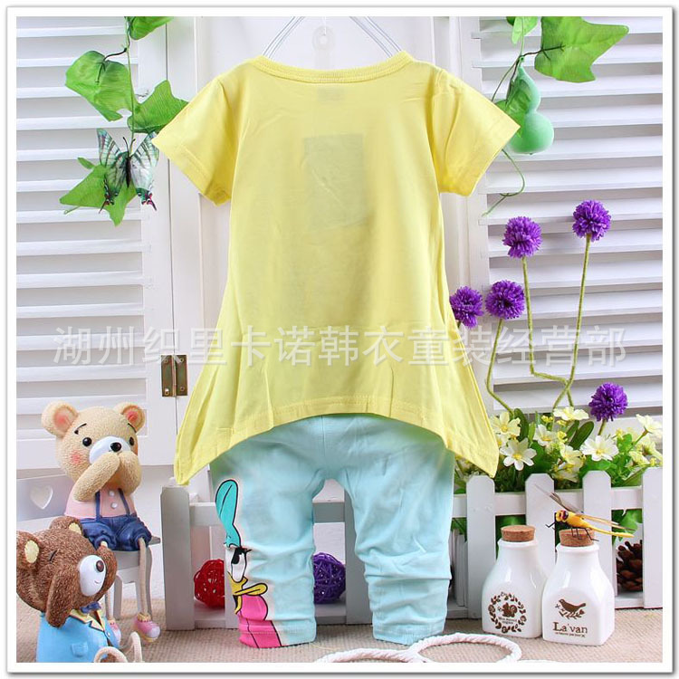 可爱童<em>套装</em>批发 <em>女童</em>唐老鸭蝴蝶结儿童短袖套