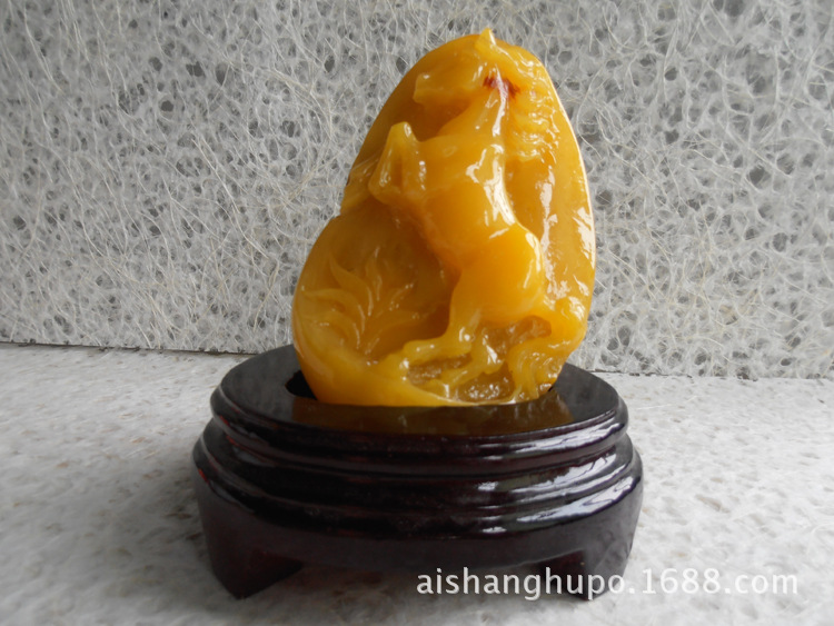 琥珀摆件18-1