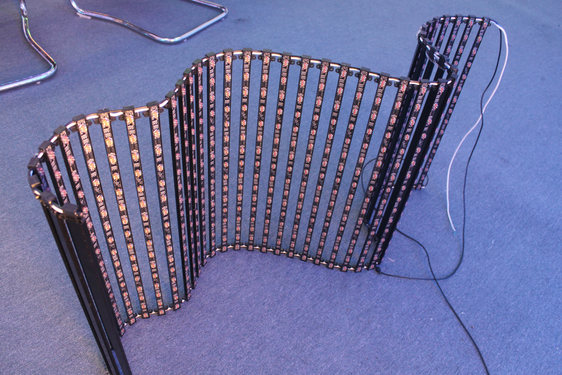 其他LED光源-广州展会新产品 LED卷帘屏\/幕墙