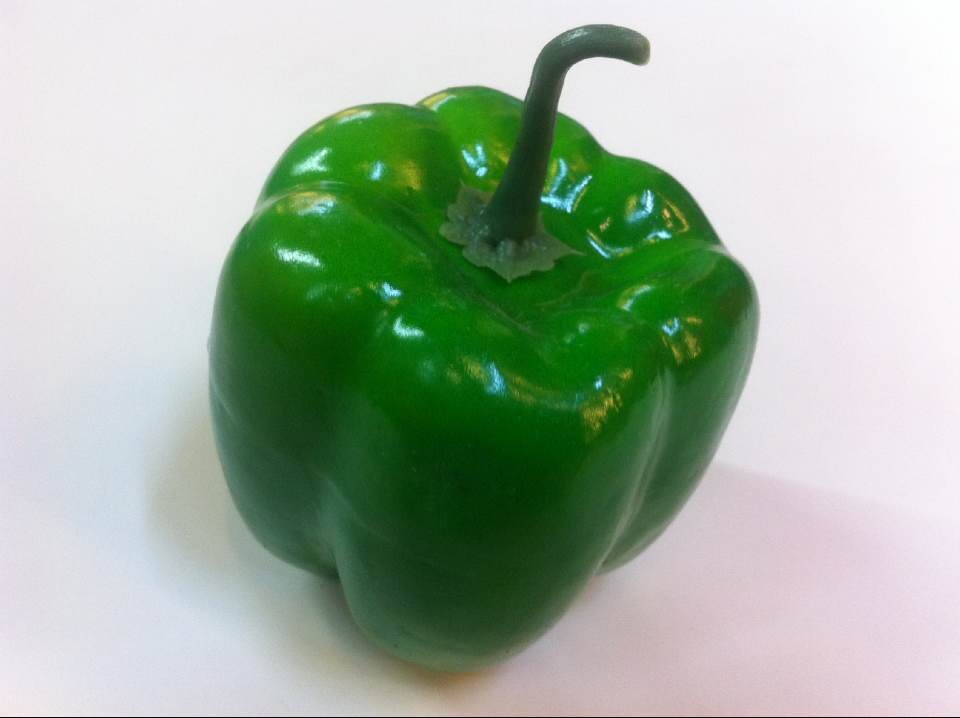 厂家供应田园加重菜椒青菜椒红菜椒黄菜椒