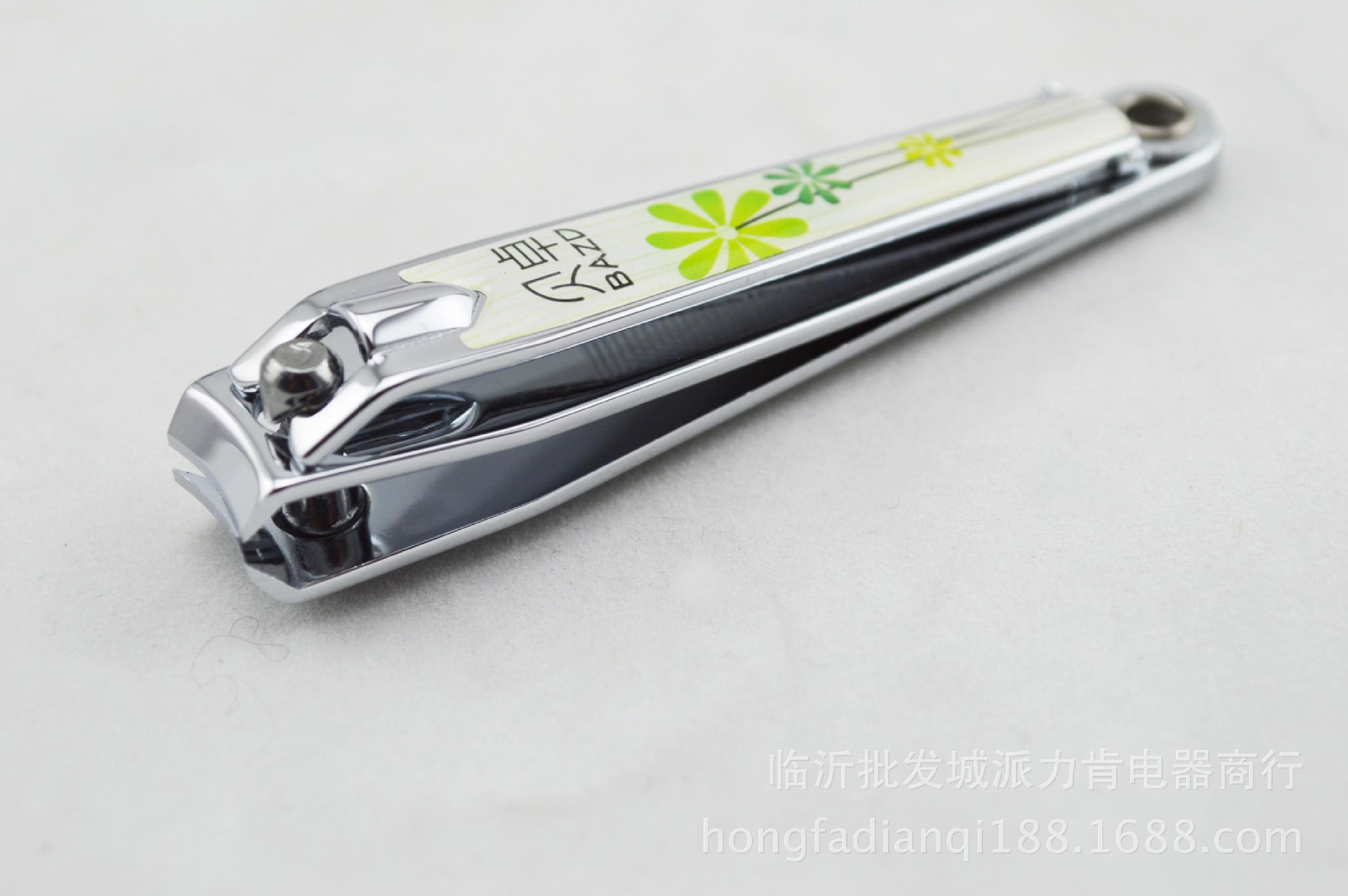 卓618E 独立卡盒装 不锈钢 多功能指甲剪 钥匙