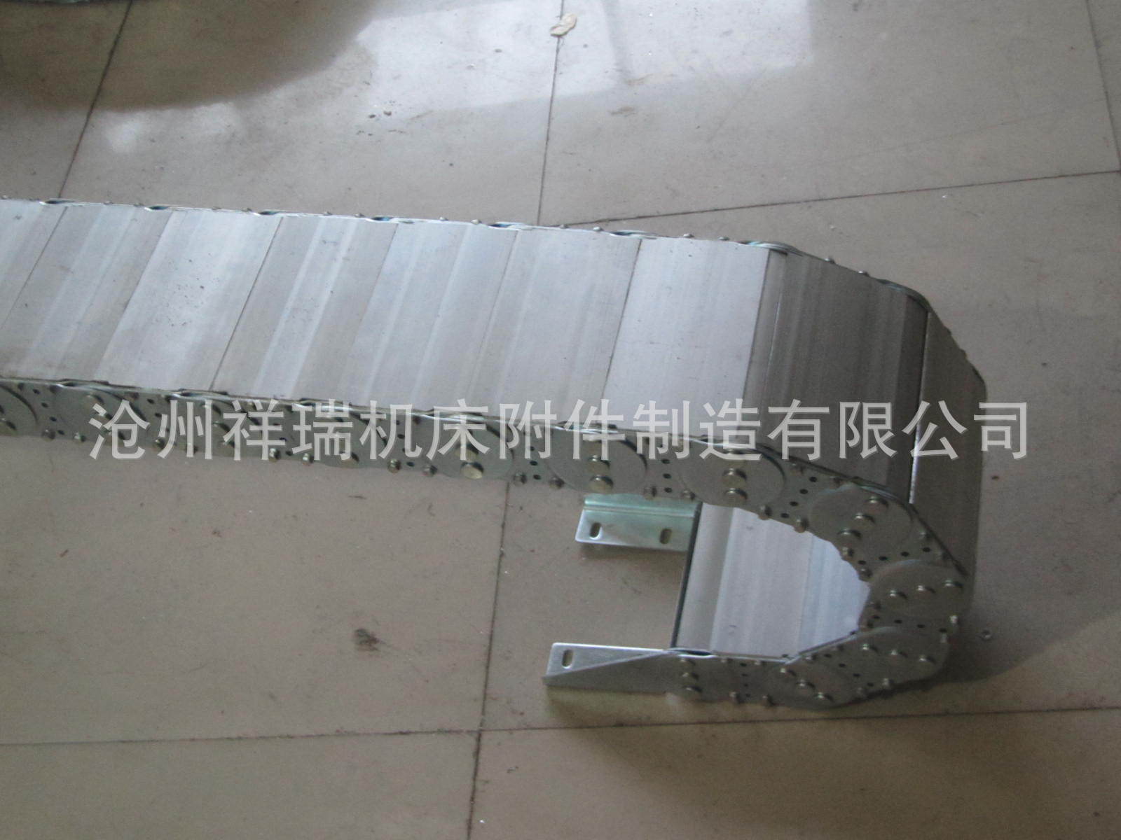 【厂家低价销售】机床拖链 专业订制钢铝拖链