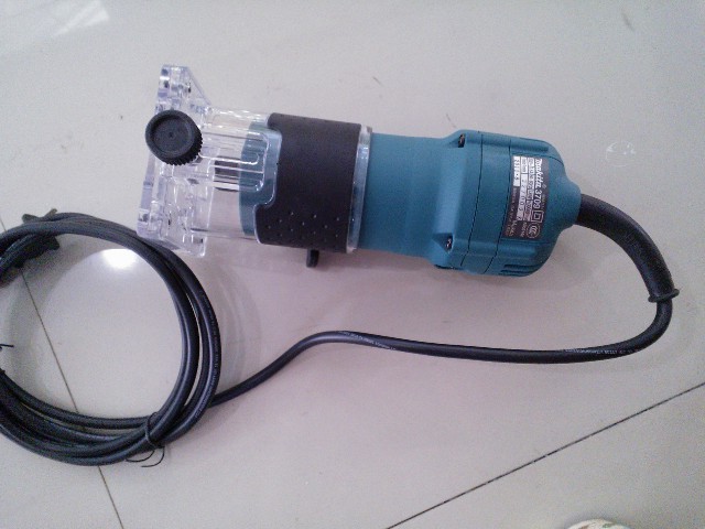 修边机-未来之星精创专业修边机3701A¶ 木工