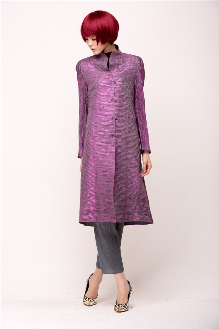 市女士风衣上衣 纯色<em>女装</em>外套 <em>上海女装工厂</em> A