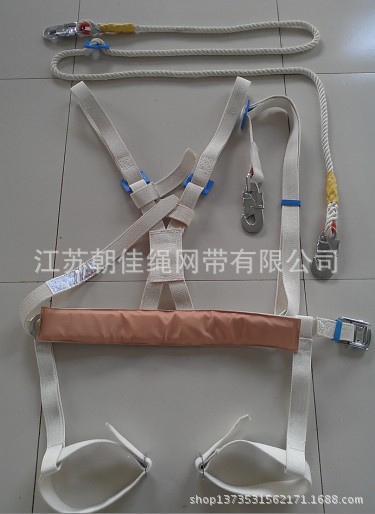 1131158110_1629440963