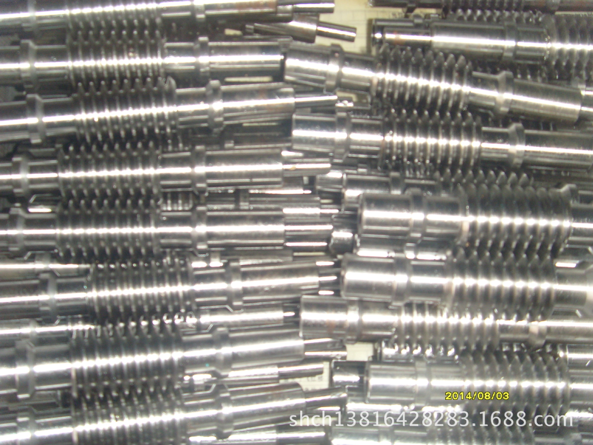 承接各种材料蜗轮、蜗杆加工