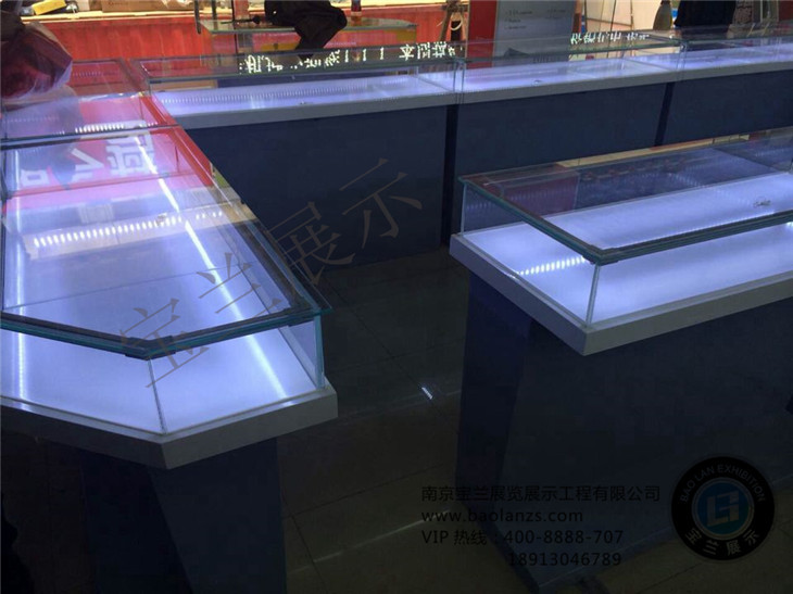 19051501806accba4eb99d0191