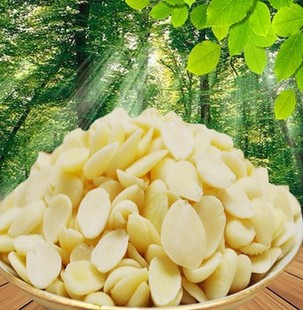 生杏仁-供应低温烘熟 烘烤 烘焙 白杏仁 批发团