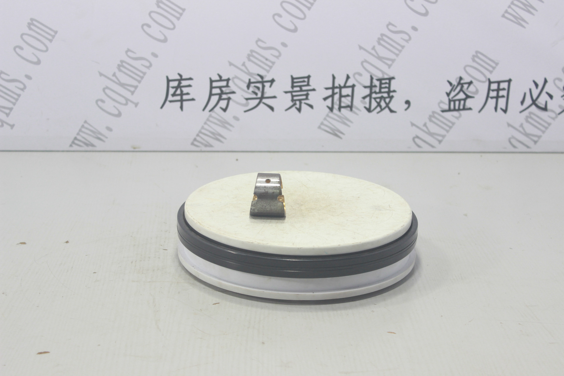 kms06028-4891178-衬套---参考规格高3.7*直径4.3*内直径4CM-参考重量0.045Kg净重-0.045Kg净重图片2