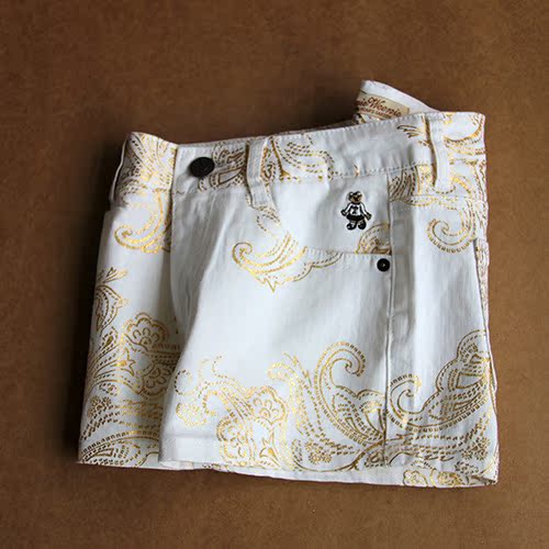 【新款女士<em>白色牛仔短裤</em> 刺绣小熊 <em>外贸原单</em>韩