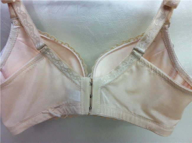 <em>文胸</em>-<em>雅莲露</em>669专柜正品 舞动身姿散发光彩 b