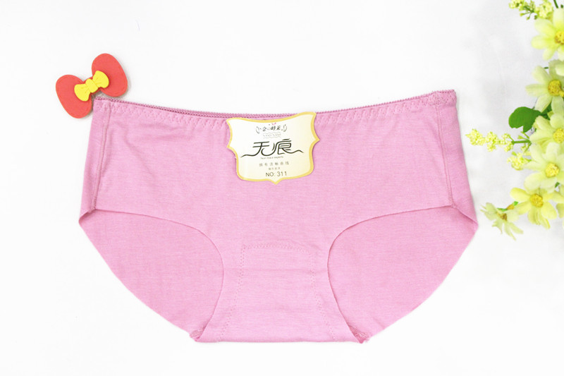特价纯色莫代尔一片式大码无痕<em>内裤 女中腰</em>女