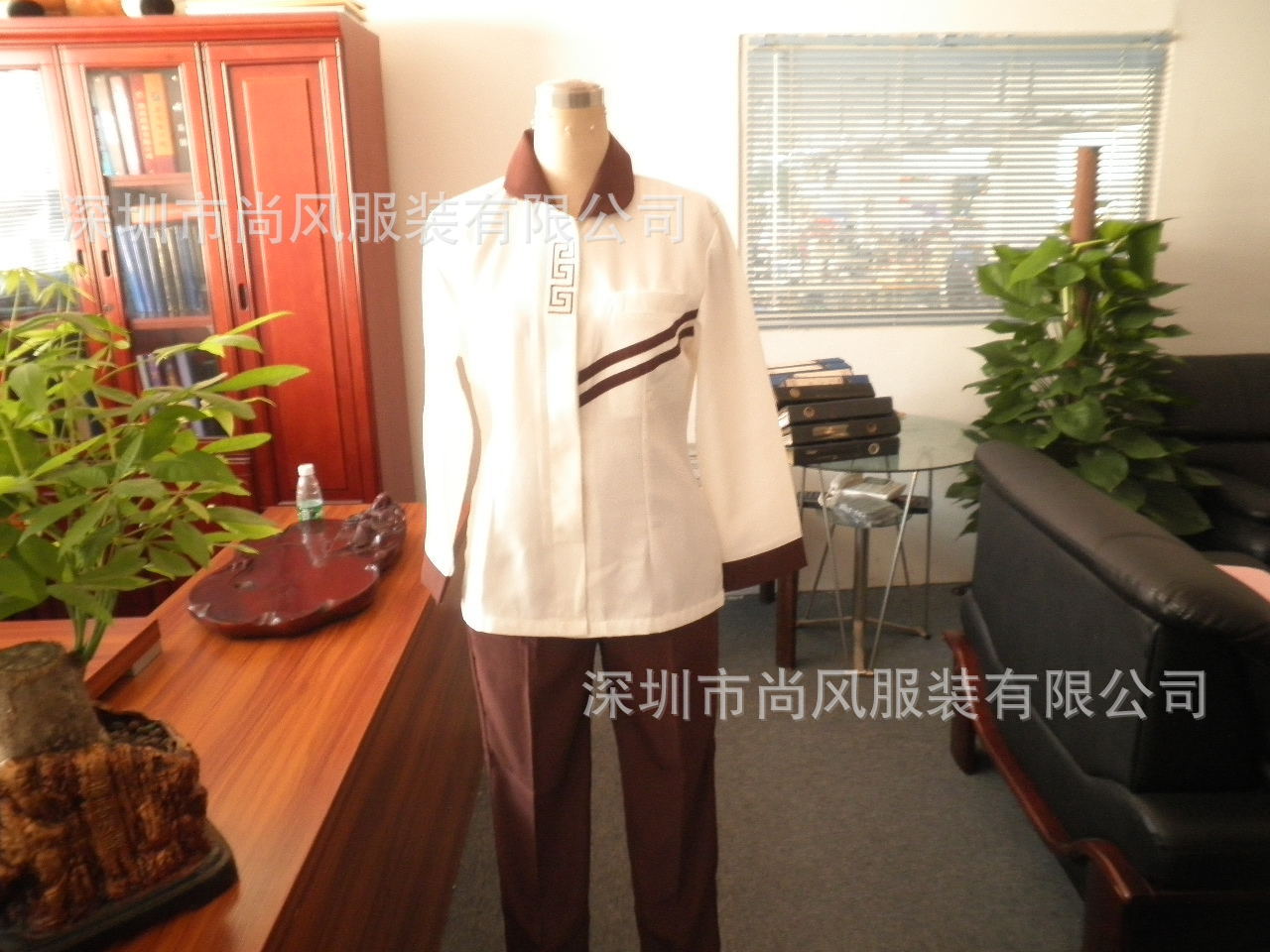 批发采购制服、工作服-护工保洁服专业定做批