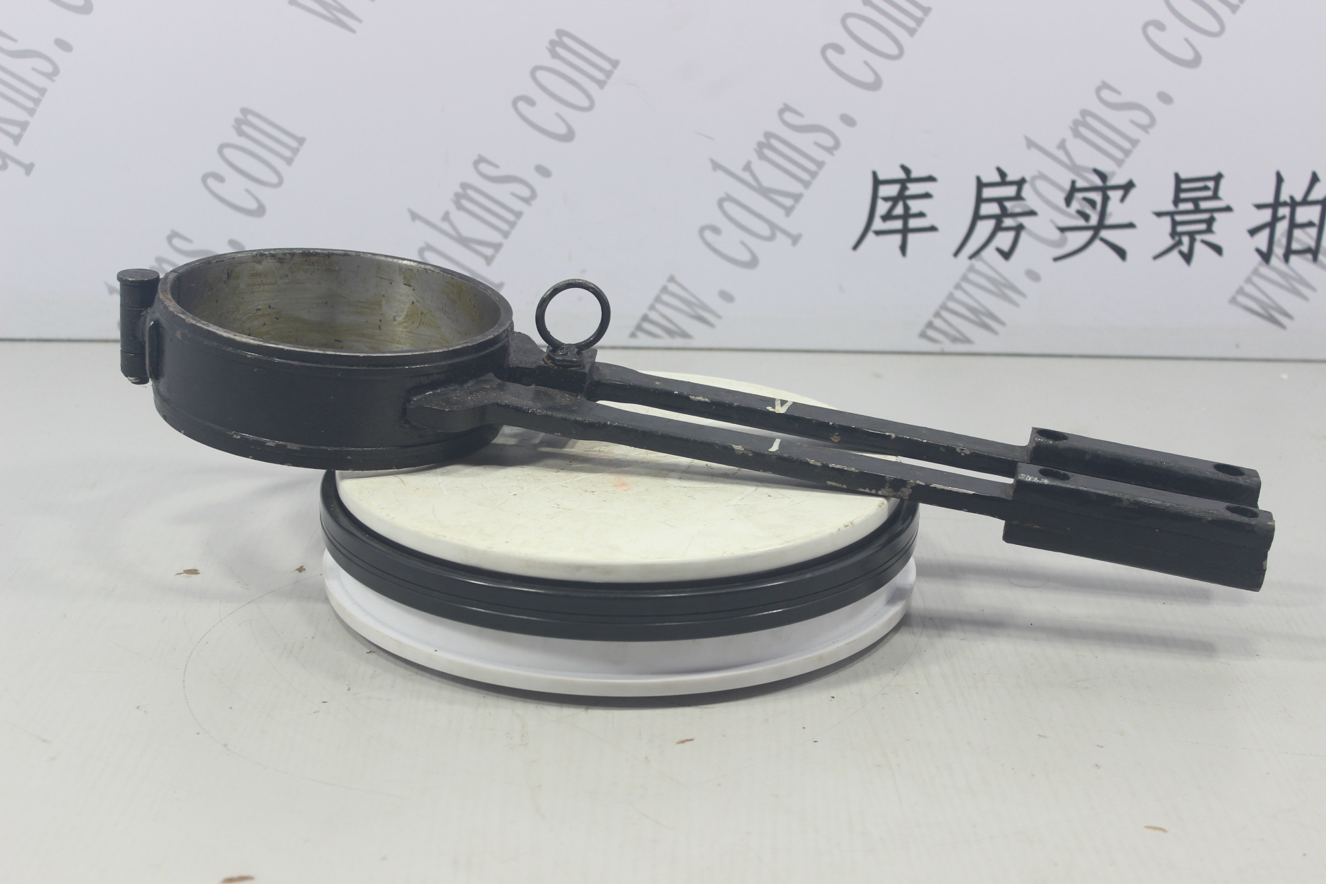 kms01269-FJ-C-006-N的活塞连杆工具----参考重量2450-2450图片1