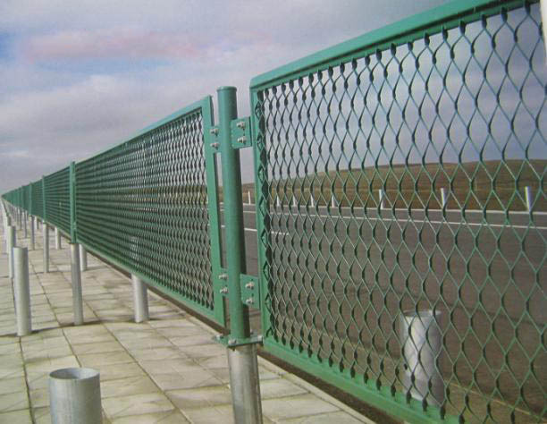 四川成都框架隔离栅,绵阳PVC高速公路栅栏双