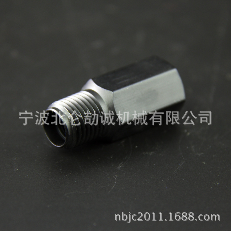 厂家批发内外螺纹六角不锈钢螺母连接件 精密车削五金配件加工
