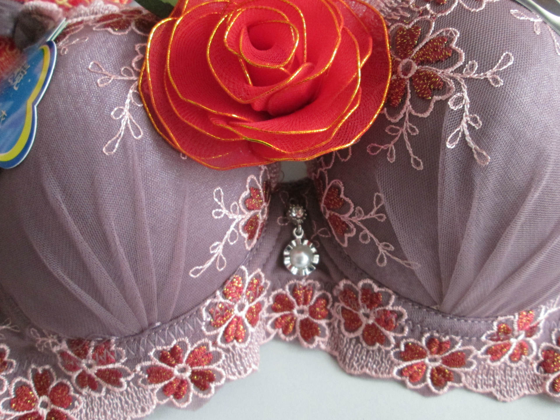 【深圳地摊内衣 <em>十元</em>店内衣配送 市场<em>文胸批发</em>