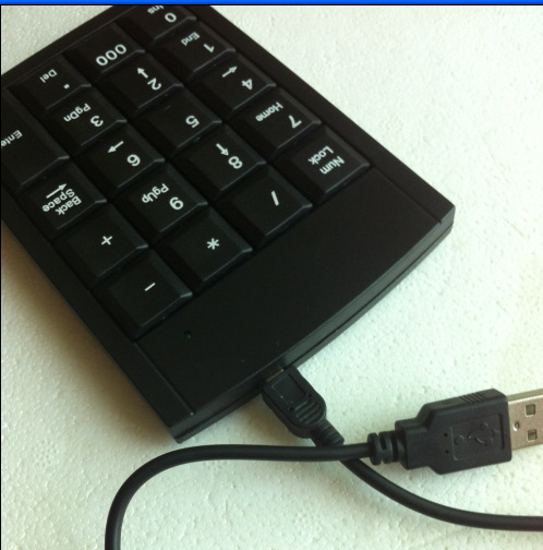 数字小键盘usb迷你5p接口方便携带直插直用 厂家直 供品质保证