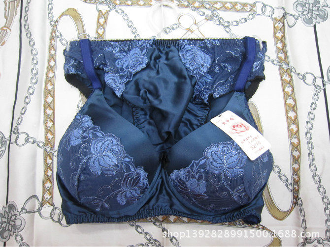 <em>文胸</em>-100%桑蚕丝舒适性感蕾丝<em>真丝文胸套装</em> 