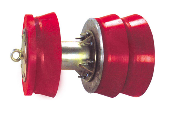 LS钢主体皮碗测径清管器