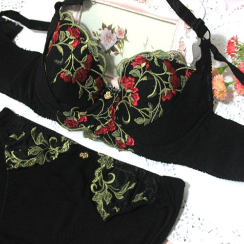 【<em>外贸</em>原单双侧收<em>刺绣</em>黑色明花内衣<em>胸罩文胸</em>套