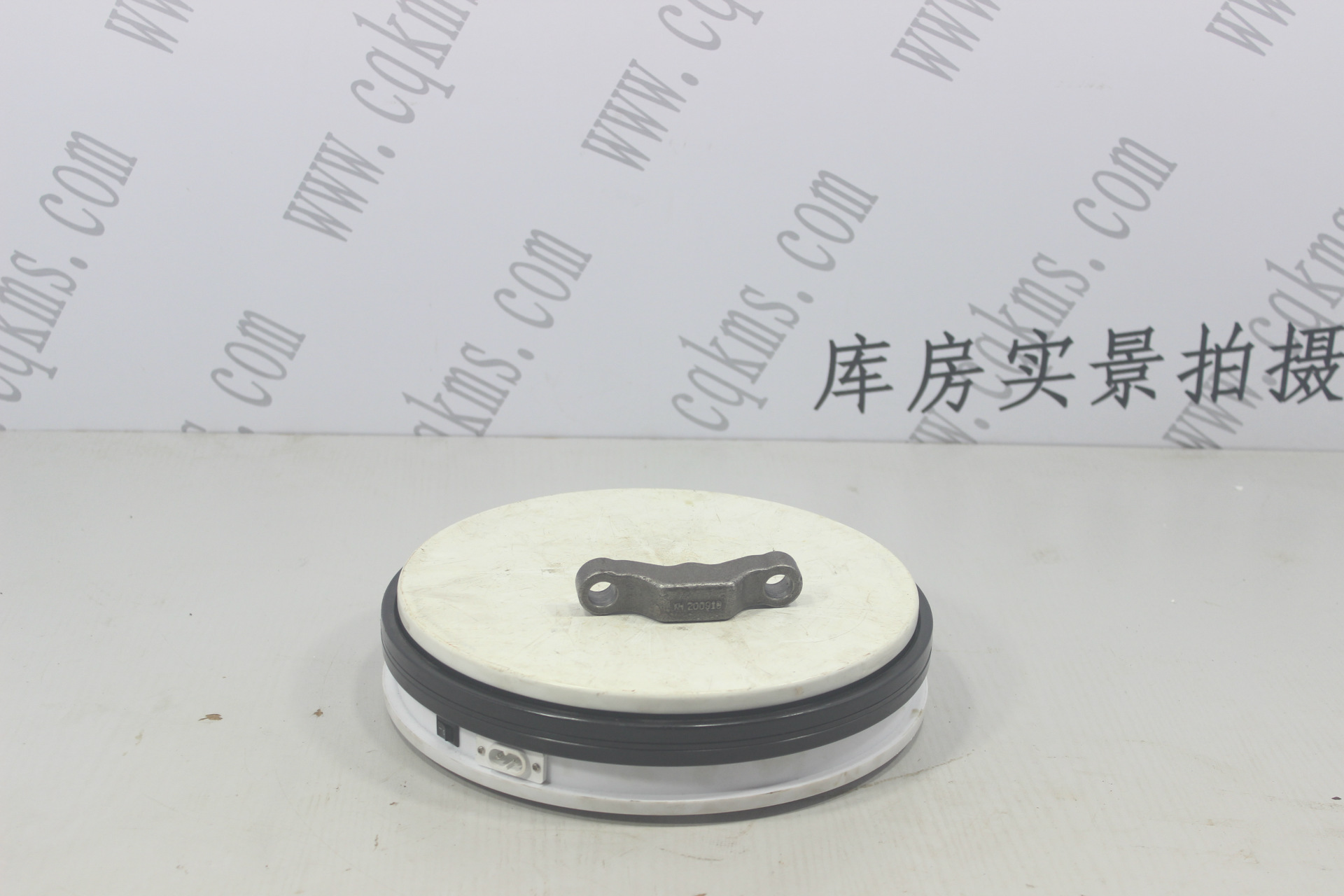 kms02123-200919-压板---参考规格长10cm,孔径1.3cm-参考重量0.218kg-0.218kg图片4