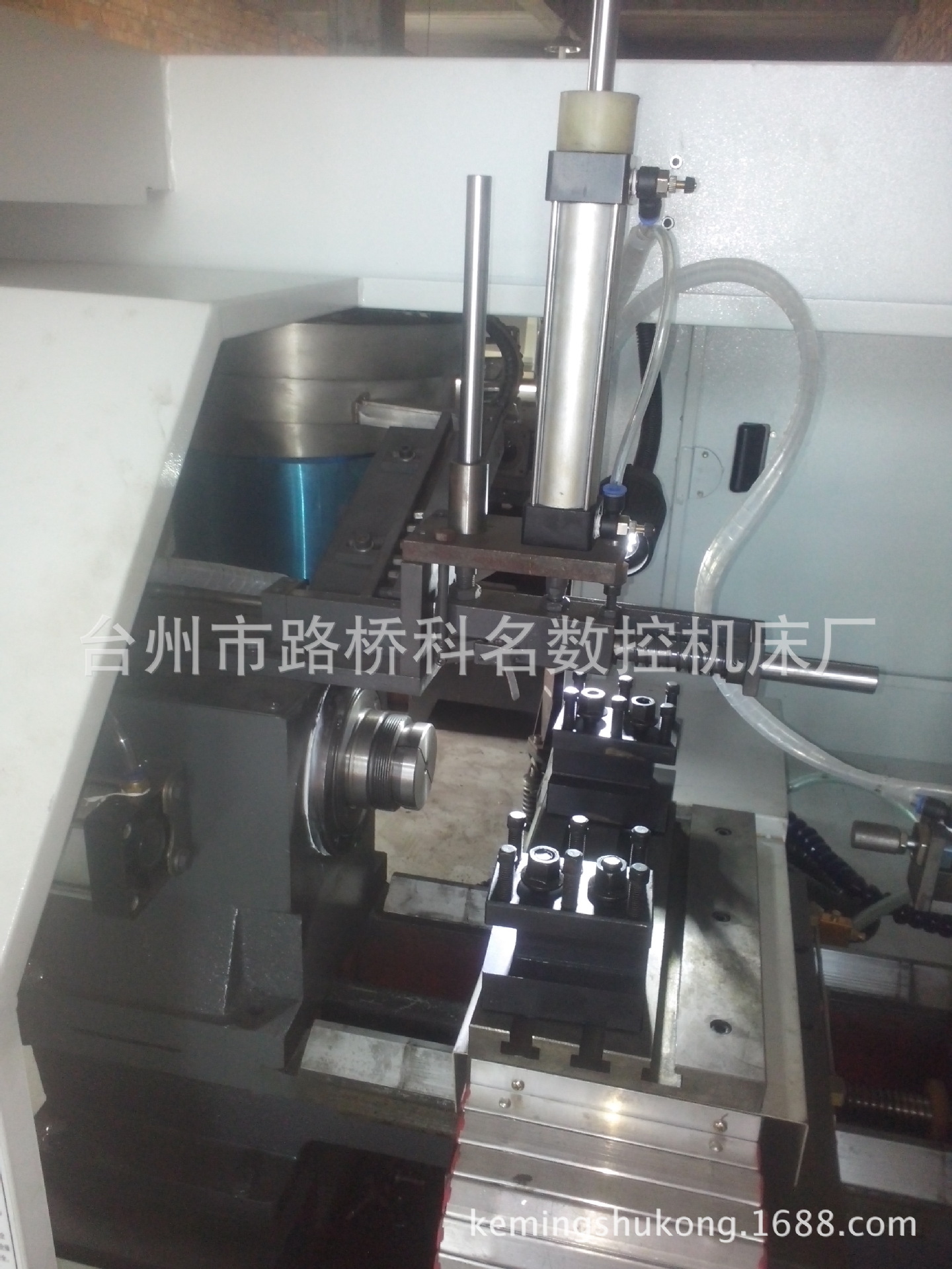 数控机床厂家直销自动送料 数控车床 打孔车钻一体 自动送料