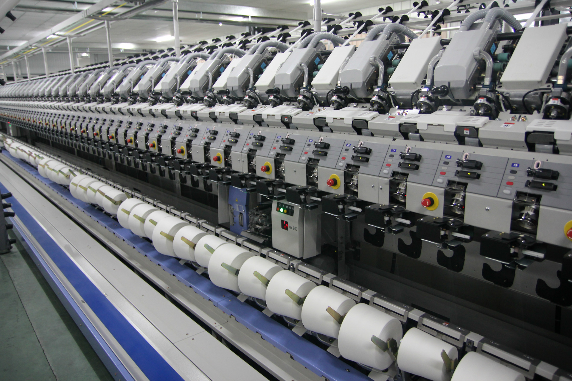 现代化纺织厂纺织生产全过程视频素材,网络科技视频素材下载,高清1920X1080视频素材下载,凌点视频素材网,编号:328157
