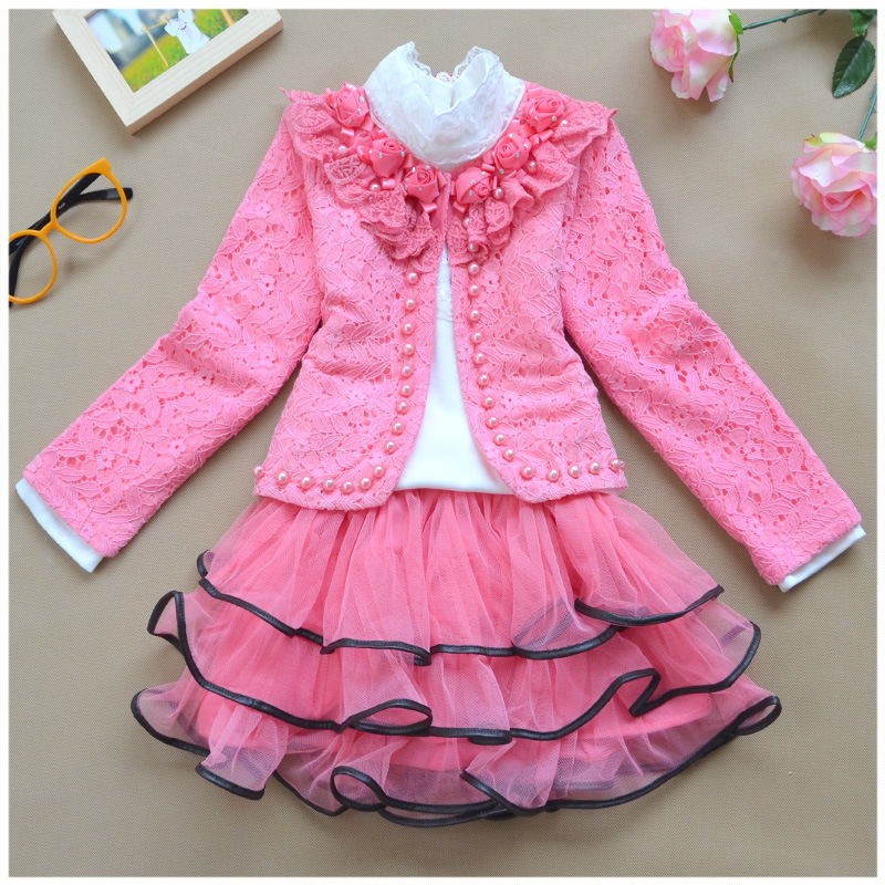 905277957_1243205243