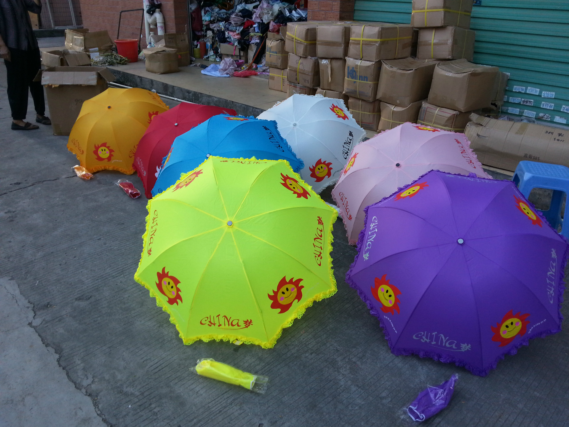 低价批发,适合批发商囤货;商场,超市,展销会搞促销,商业街,菜市场
