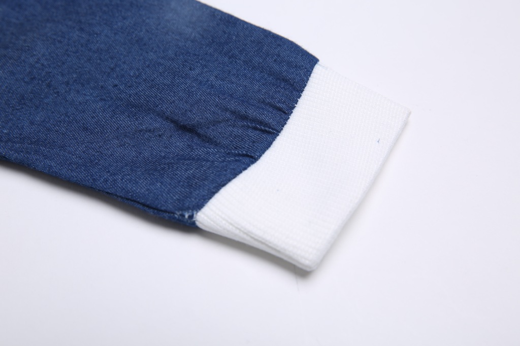 036A8816