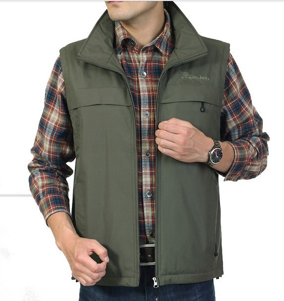 <em>战地吉普</em>加绒<em>马甲</em>男式休闲多袋<em>马甲</em>背心AFSJ