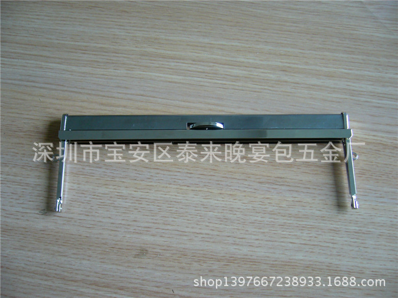 駁腳鉸