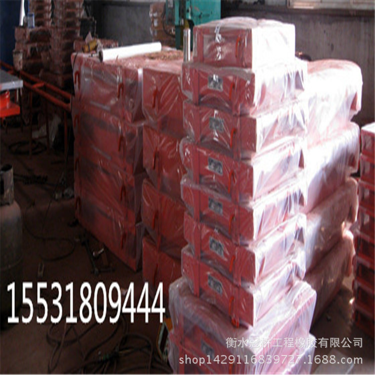 x1_1.1364812519_560_260_87993_