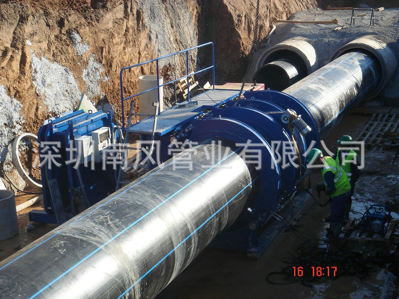 自来水管_厂家直销 ~1200mmpe给水管 市政给