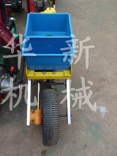 大豆精播机,手扶拖拉机带大豆播种机,多功能播种施肥机