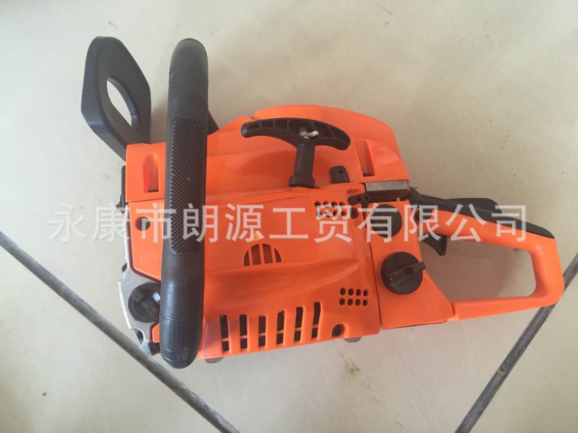新款5200油锯易启动带锯条大伐木油锯园林工具厂 塑料件可定做