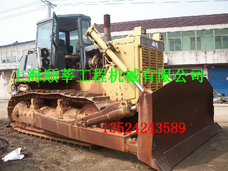 8343700