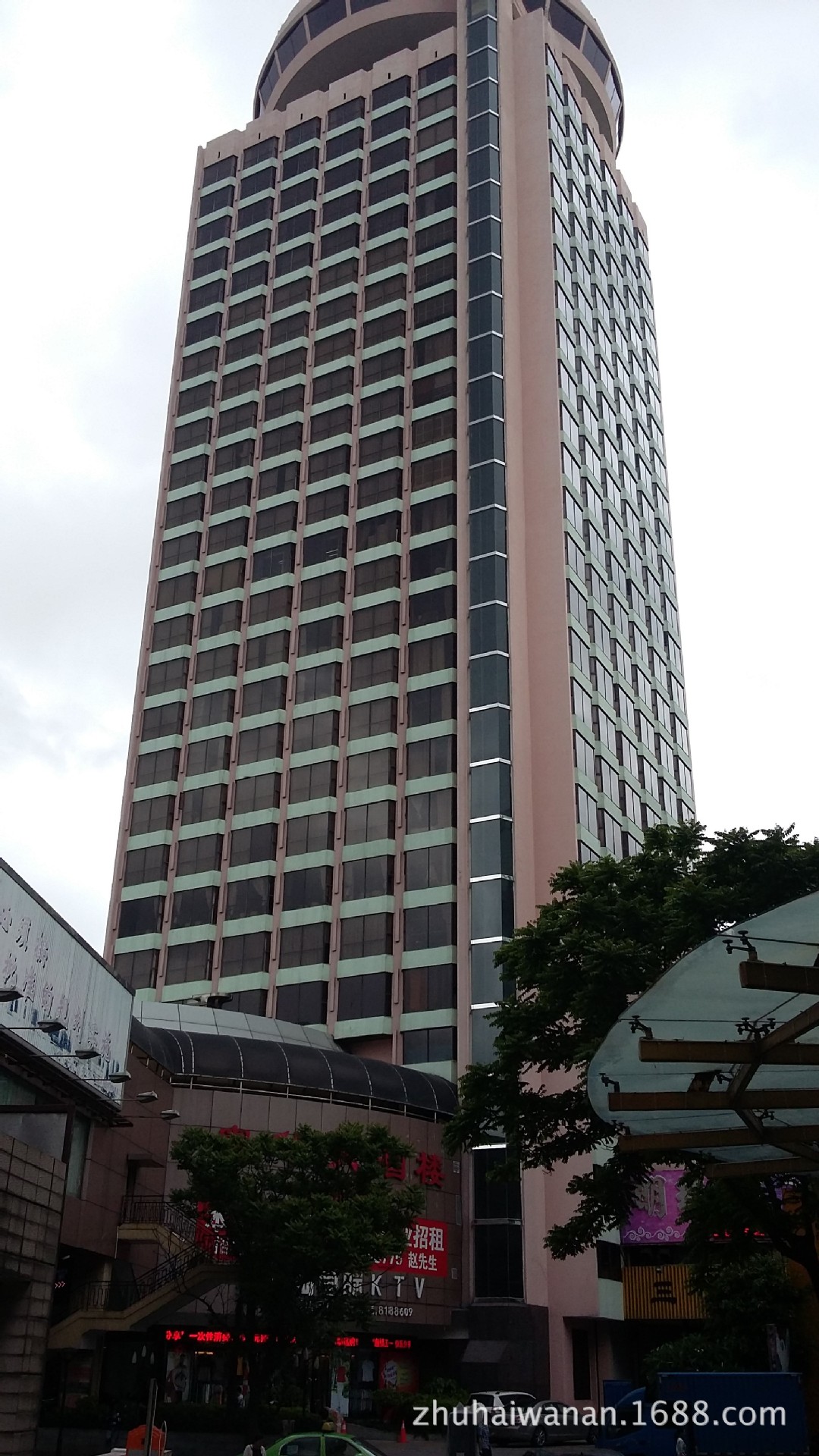 珠海粤海大酒店闭路监控系统由我公司负责设计建设