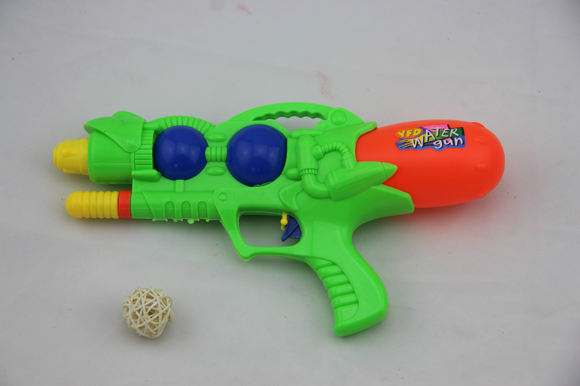 夏季热销厂家直销M88儿童玩具水枪大号赠品礼品漂流水枪玩具-阿里巴巴